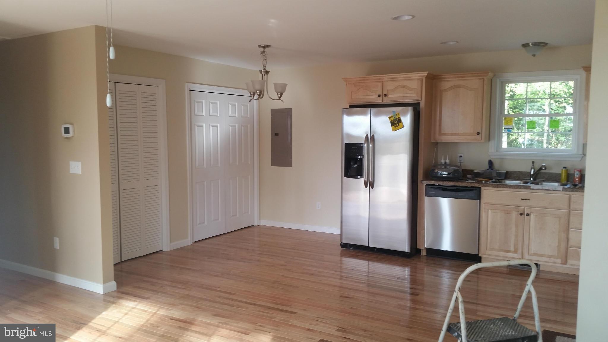 5863 Laurel Grove Road Denton, MD 21629 - Photo 3 of 12 Interior (General)