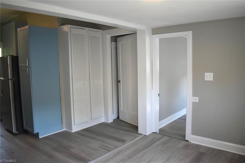 802 Spring Street Mount Airy, NC 27030 - Photo 16 of 29