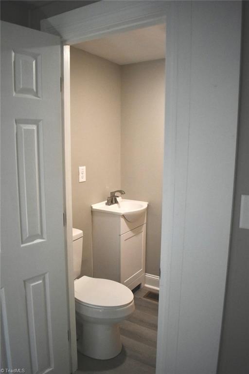 802 Spring Street Mount Airy, NC 27030 - Photo 23 of 29