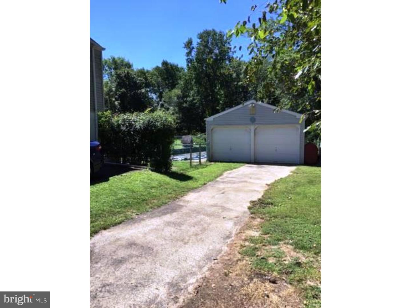 178 Twining Bridge Road Newtown, PA 18940 - Photo 5 of 7 Garage