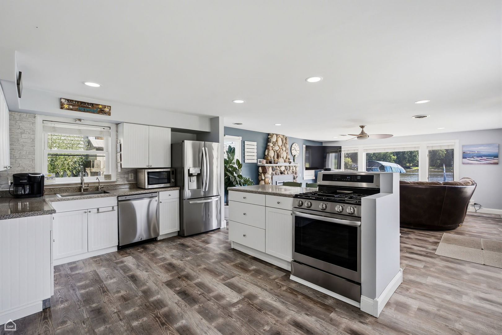 4400 Riverside Drive Crystal Lake, IL 60014 - Photo 8 of 50 Gallery Image 8