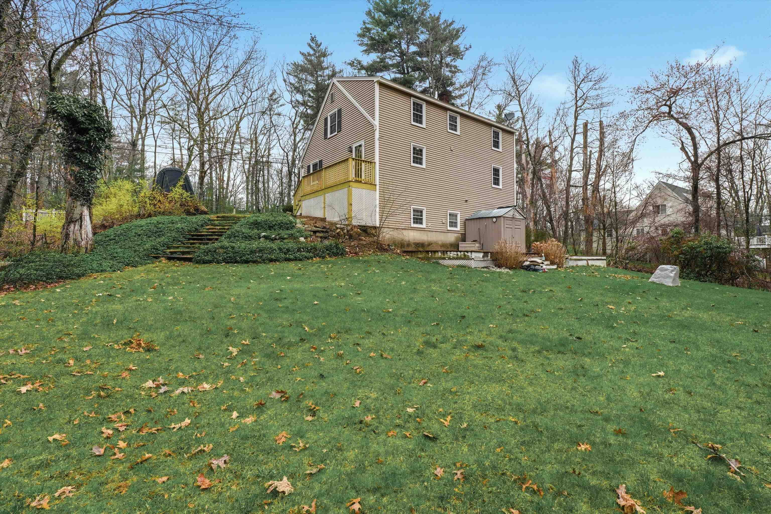 24 Fordway Extension Windham, NH 03087 - Photo 2 of 43