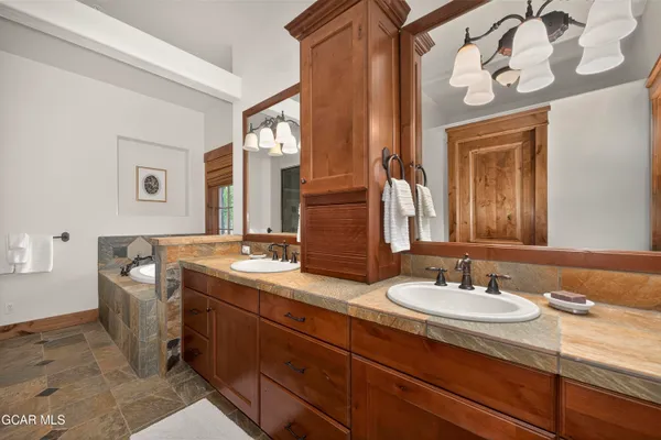 $3,775,000 | 929 Pioneer Trail, Fraser, CO 80442