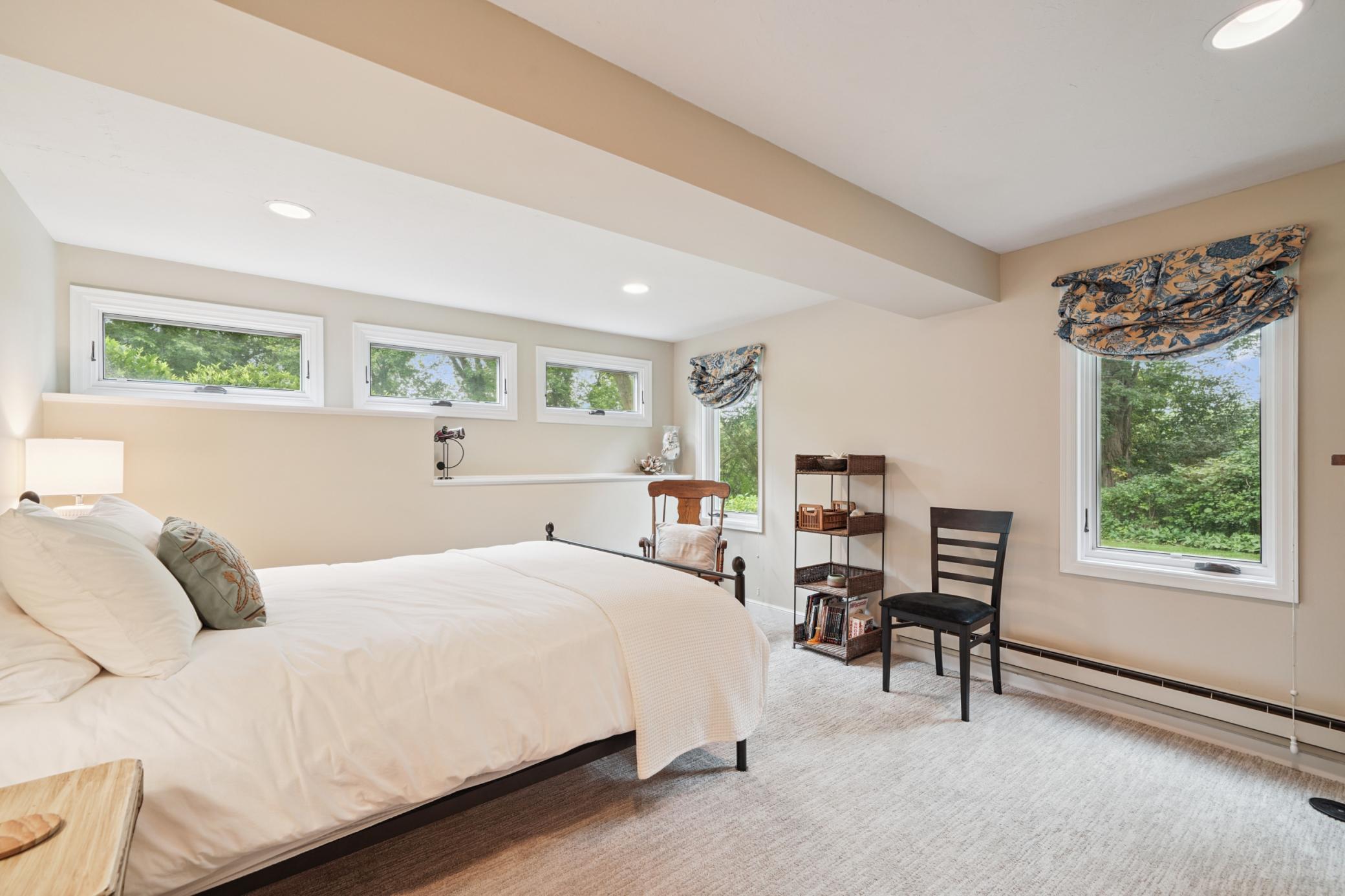 4645 Eastwood Road Minnetonka, MN 55345 - Photo 29 of 39