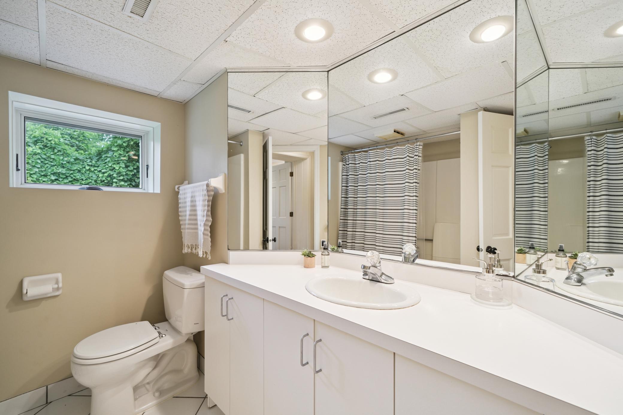 4645 Eastwood Road Minnetonka, MN 55345 - Photo 30 of 39