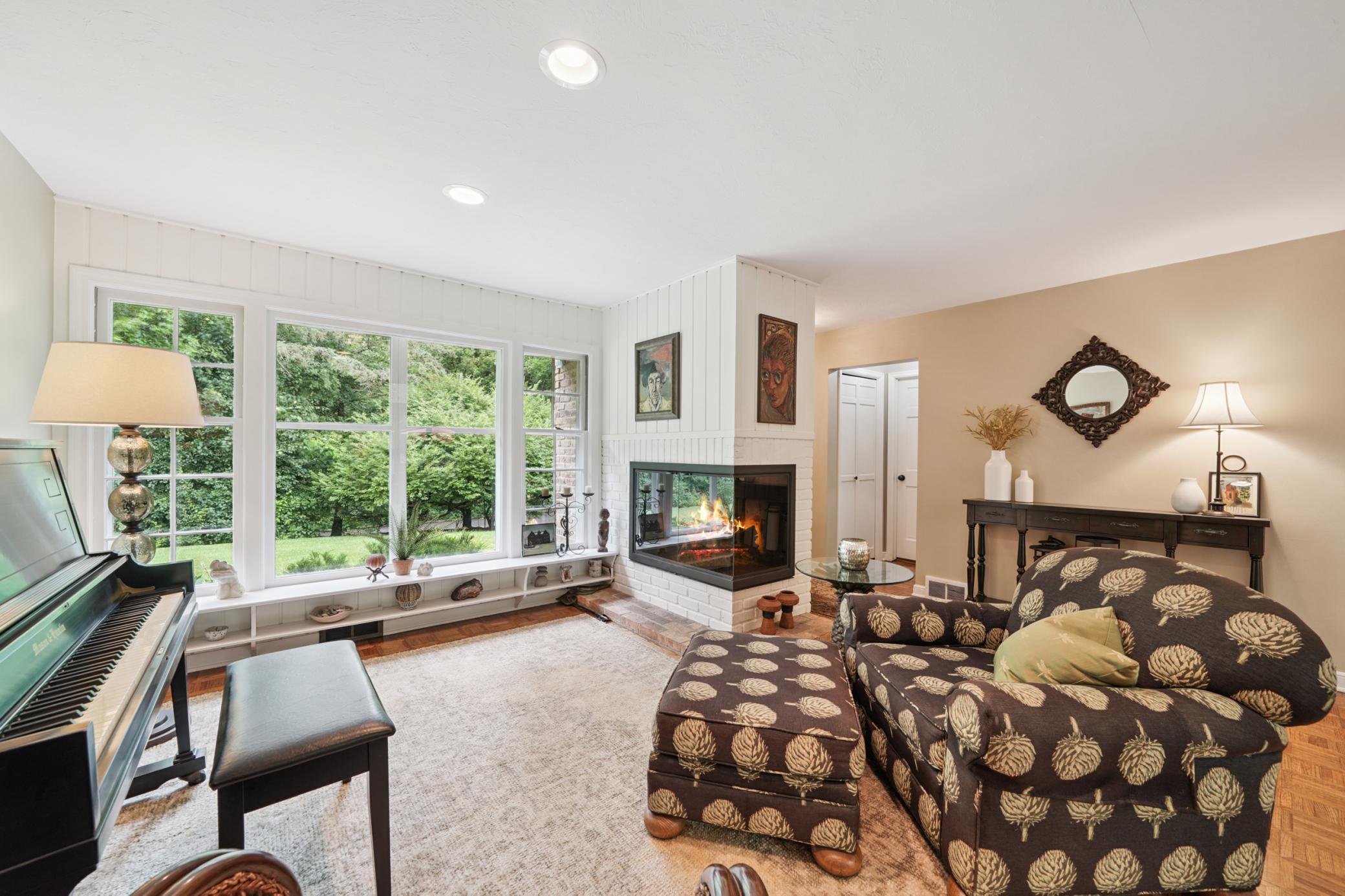 4645 Eastwood Road Minnetonka, MN 55345 - Photo 5 of 39