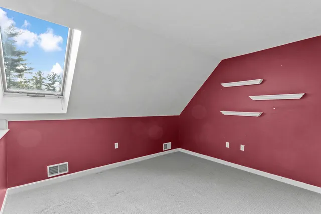 $299,900 | 7 Suffolk Court, Bedford, NH 03110