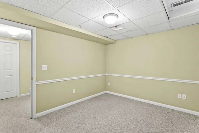 $299,900 | 7 Suffolk Court, Bedford, NH 03110