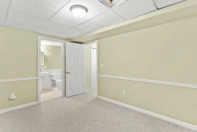 $299,900 | 7 Suffolk Court, Bedford, NH 03110