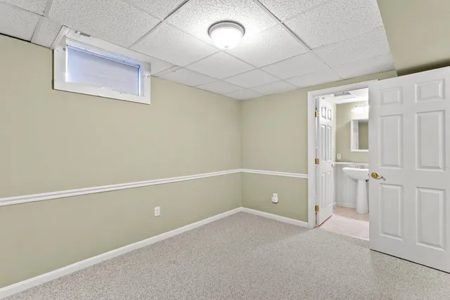 $299,900 | 7 Suffolk Court, Bedford, NH 03110