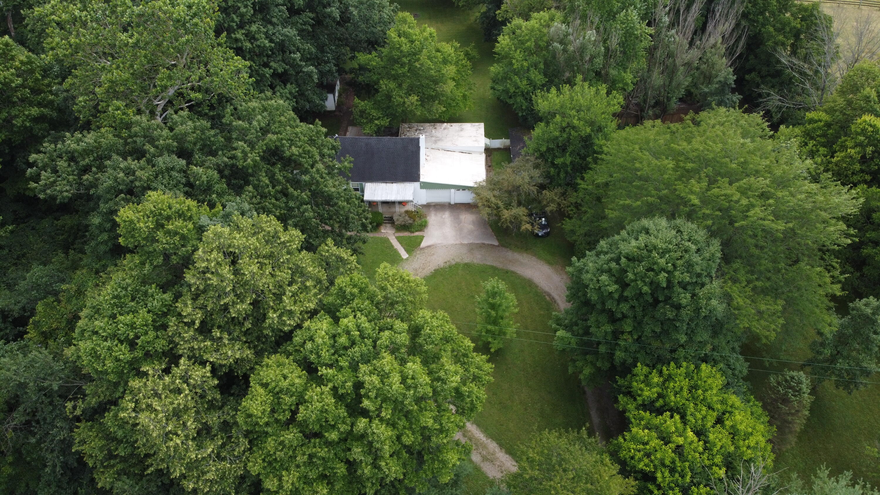 5186 Shank Road Dayton, OH 45417 - Photo 9 of 47