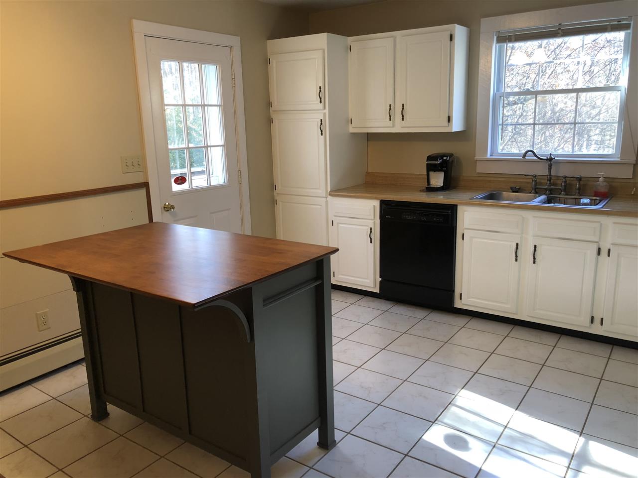 63 Mountain School Road Weare, NH 03281 - Photo 2 of 27 Gallery Image 2