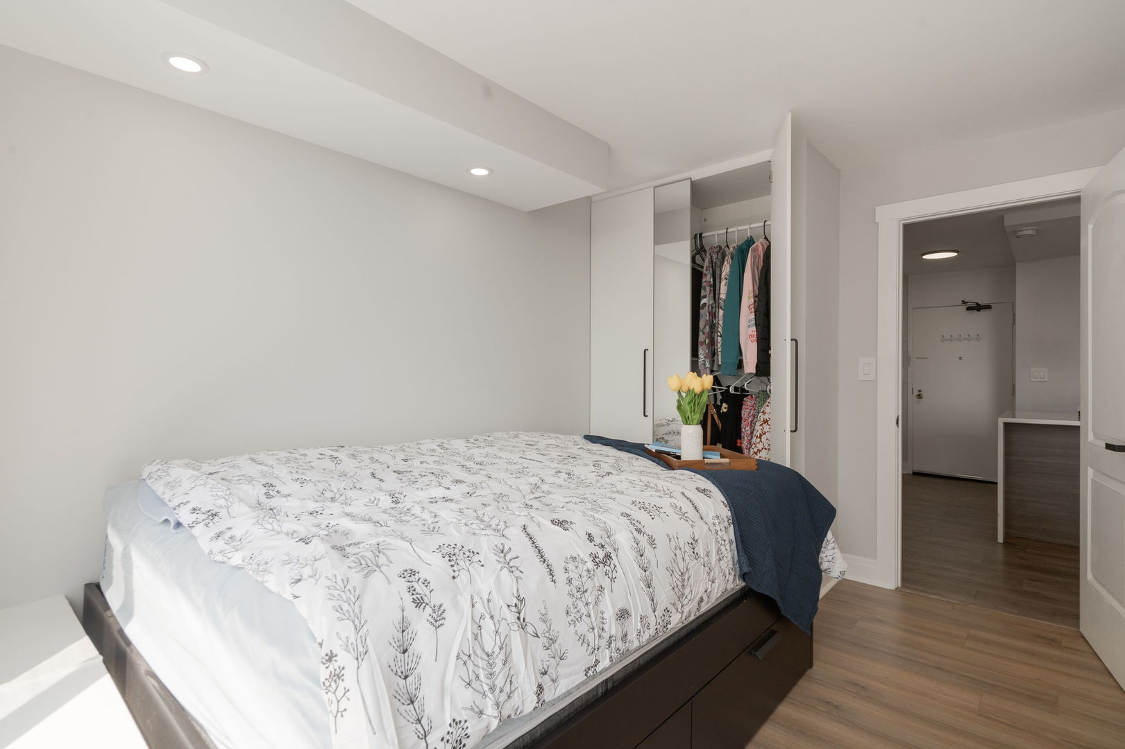 5455 North Sheridan Road, Unit 1606 Chicago, IL 60640 - Photo 13 of 26