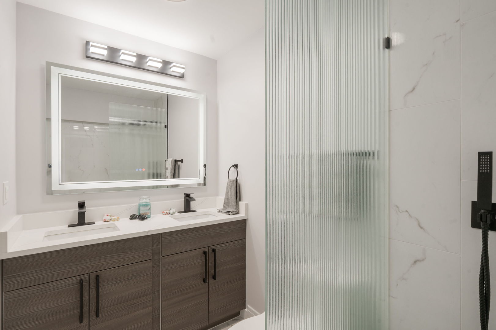 5455 North Sheridan Road, Unit 1606 Chicago, IL 60640 - Photo 18 of 26