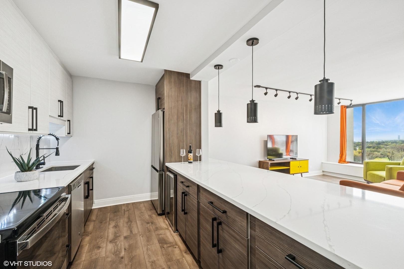 5455 North Sheridan Road, Unit 1606 Chicago, IL 60640 - Photo 7 of 26