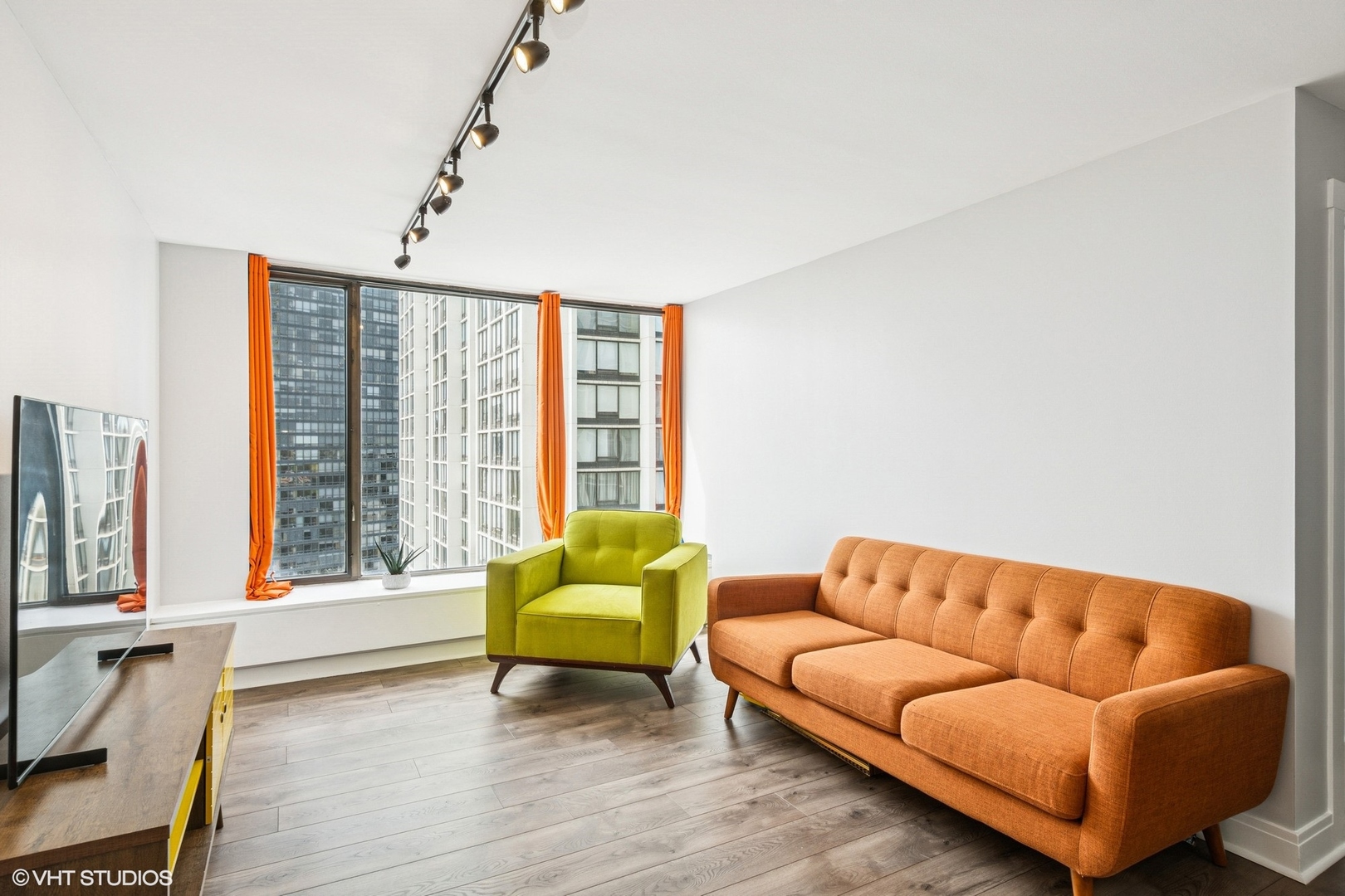 5455 North Sheridan Road, Unit 1606 Chicago, IL 60640 - Photo 10 of 26