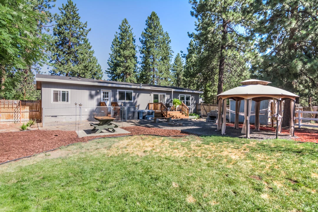 19407 Apache Road Bend, OR 97702 - Photo 10 of 35 Apache Rd 19407 Web (15 of 45)