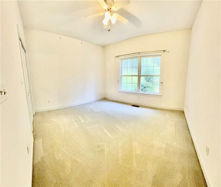169 Warbranch Road Central, SC 29630 - Photo 12 of 23 Guest Room