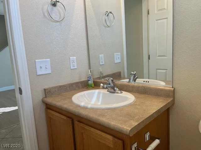 $1,780 | 7078 Glacier River Avenue, Las Vegas, NV 89113