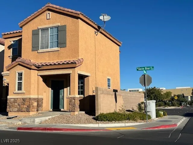 $1,780 | 7078 Glacier River Avenue, Las Vegas, NV 89113