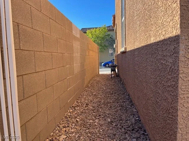 $1,780 | 7078 Glacier River Avenue, Las Vegas, NV 89113