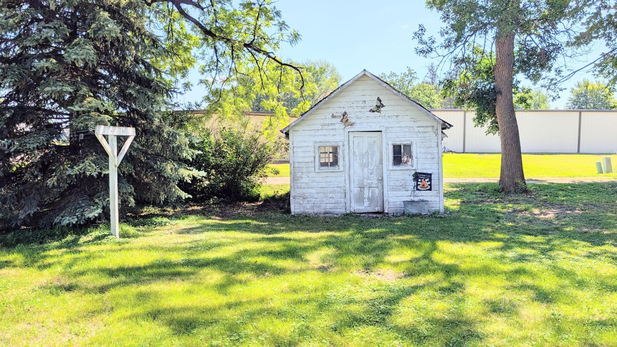 104 Indiana Avenue Adrian, MN 56110 - Photo 36 of 38
