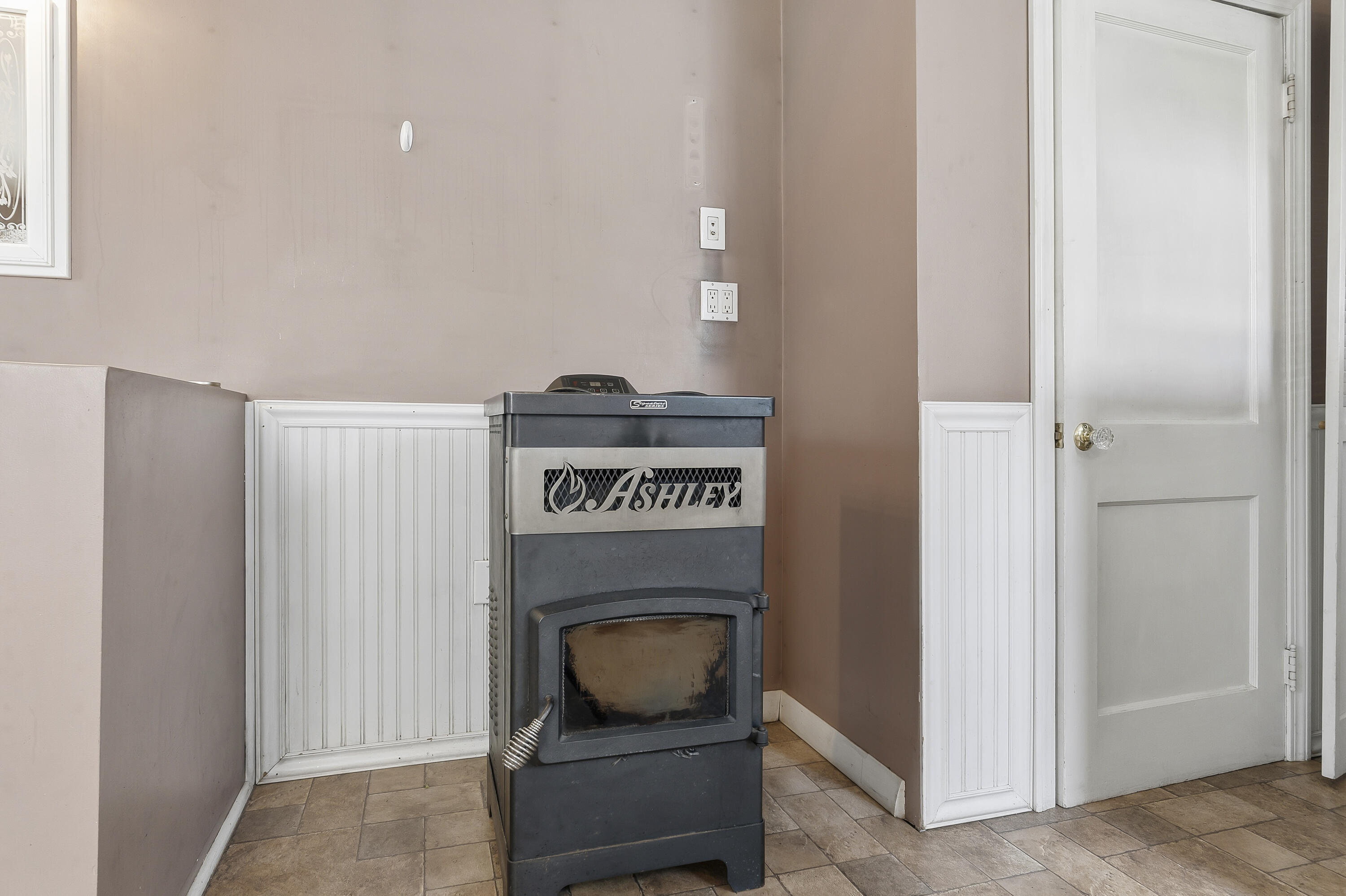 215 Water Street Waterville, ME 04901 - Photo 25 of 63 215 Water St_117