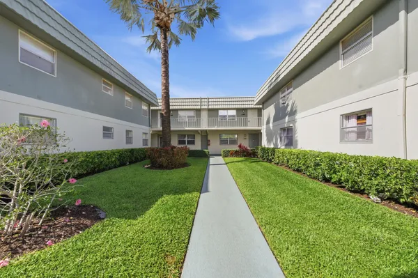 $1,650 | 284 Flanders F, Delray Beach, FL 33484
