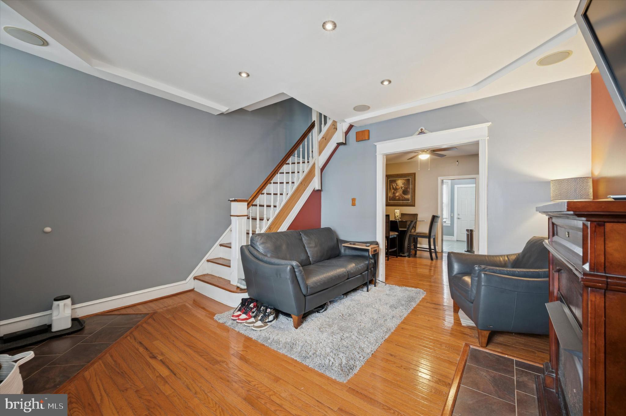 2423 South Millick Street Philadelphia, PA 19142 - Photo 3 of 15 Inviting entryway with elegant staircase.