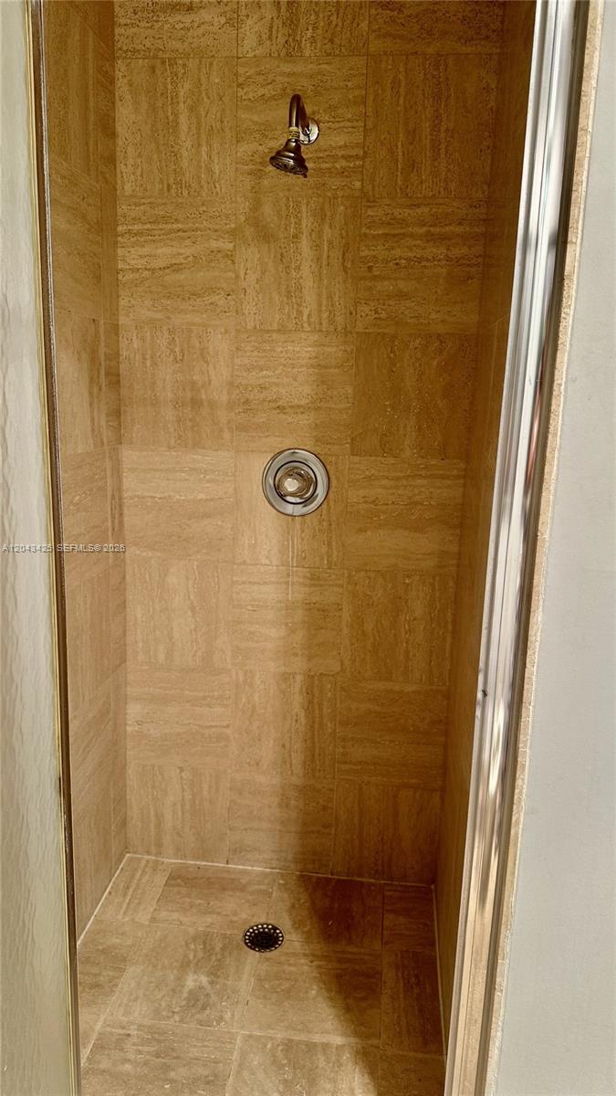 7472 La Paz Boulevard, Unit 301 Boca Raton, FL 33433 - Photo 14 of 35