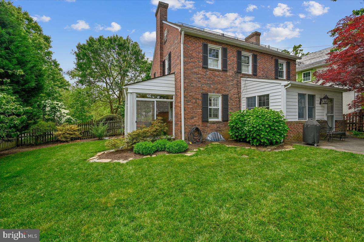 830 Kingston Road Baltimore, MD 21212 - Photo 3 of 35