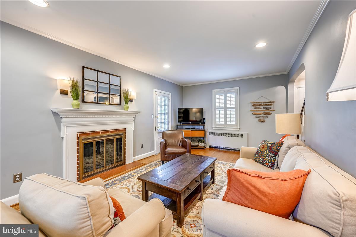 830 Kingston Road Baltimore, MD 21212 - Photo 7 of 35
