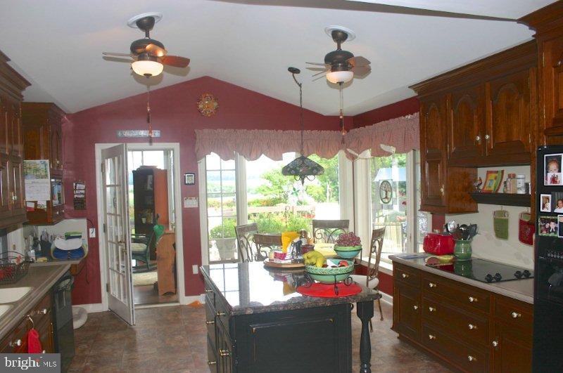 2166 Cider Press Road Manheim, PA 17545 - Photo 4 of 30