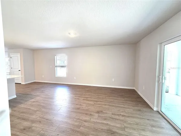 $2,350 | 10012 Caddo Drive, Parrish, FL 34219