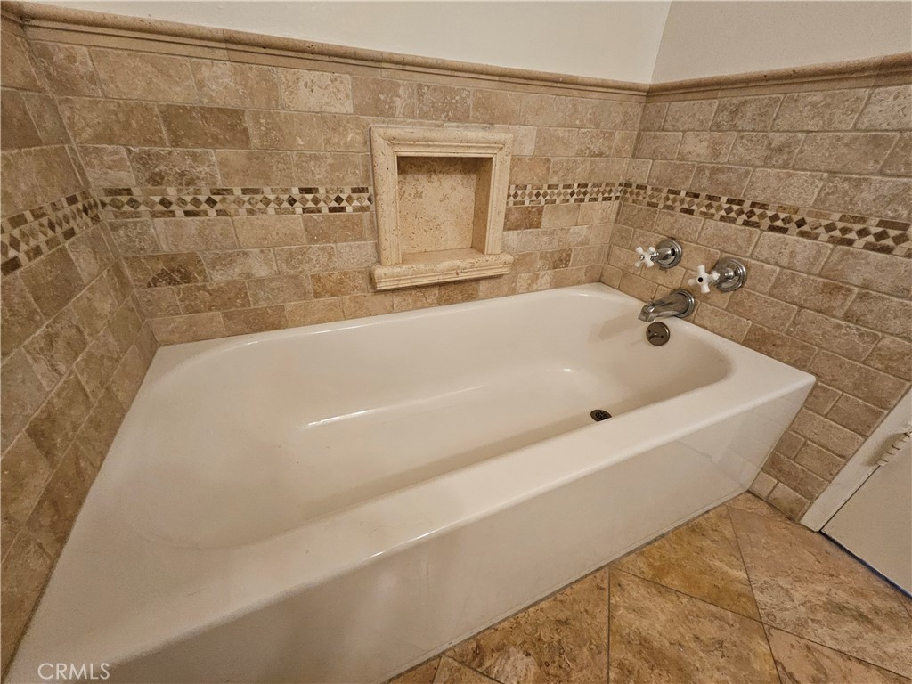 65 Allen Avenue, Unit 220 Pasadena, CA 91106 - Photo 11 of 23