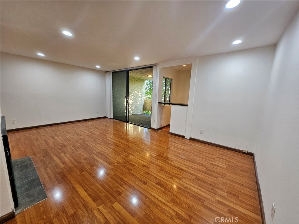 65 Allen Avenue, Unit 220 Pasadena, CA 91106 - Photo 3 of 23