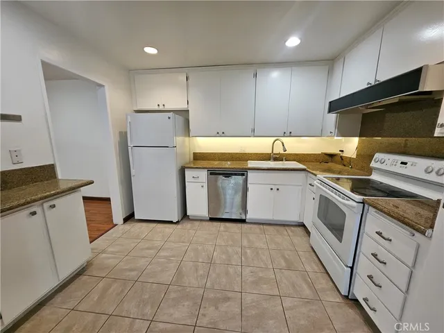$435,000 | 65 Allen Avenue, Unit 220, Pasadena, CA 91106