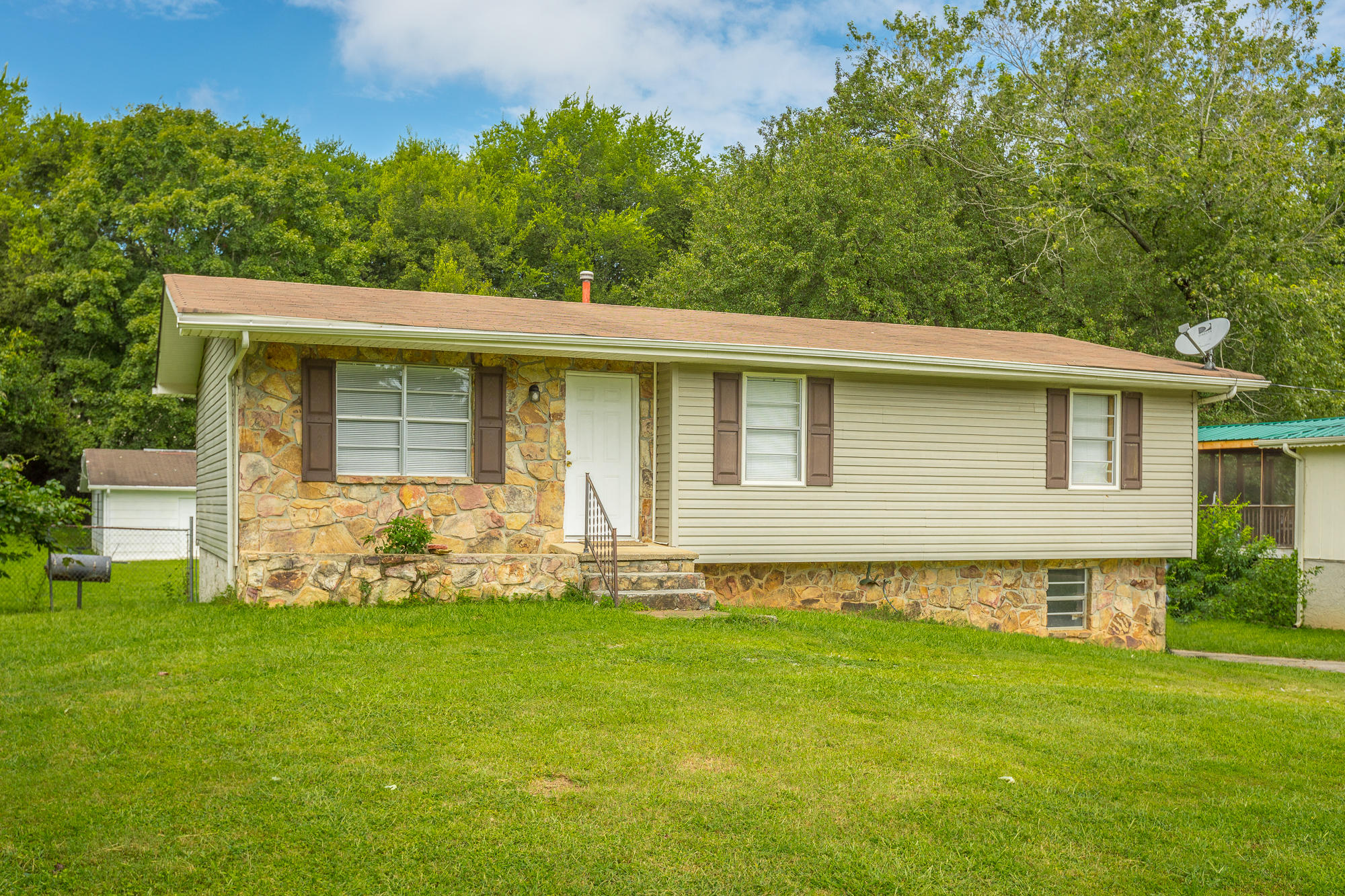 8937 North Hickory Valley Road Chattanooga, TN 37416 - Photo 17 of 18 8937 N. Hickory Valley Rd. HD-31