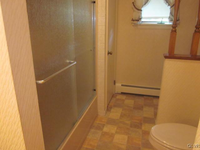 543 Molasses Road Bangor, PA 18013 - Photo 14 of 20 Main Bath-second photo