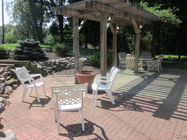 543 Molasses Road Bangor, PA 18013 - Photo 3 of 20 Patio