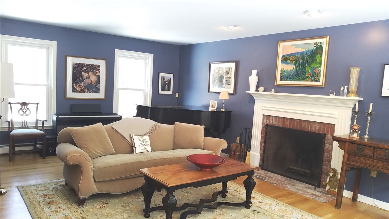 121 Lang Road Rye, NH 03870 - Photo 7 of 28