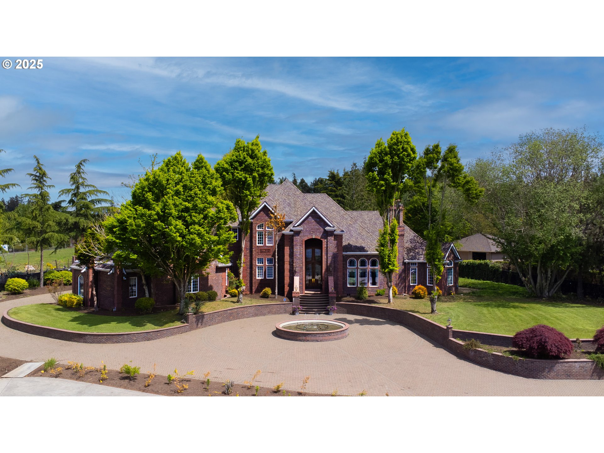 20417 Southwest Inglis Drive Beaverton, OR 97007 - Photo 1 of 45