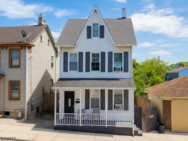 $349,900 | 12 Heckman Street, Phillipsburg, NJ 08865