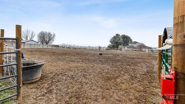 $549,000 | 10630 Highway 95, Payette, ID 83661