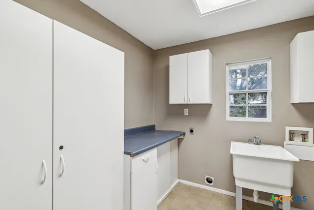 $297,000 | 103 Poenitsch Street, Cuero, TX 77954