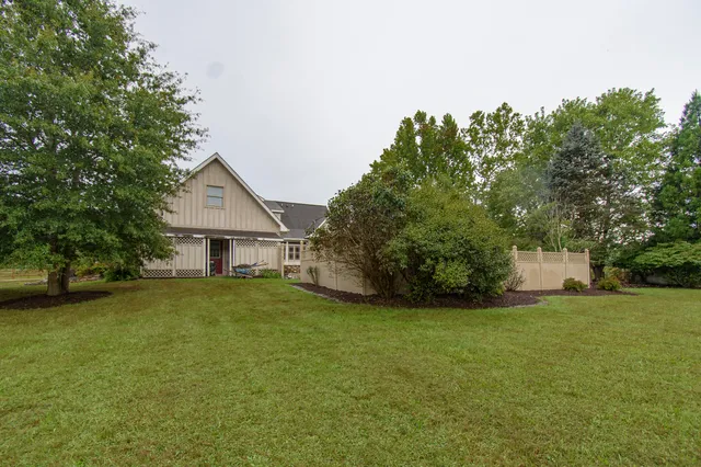 $1,275,000 | 7083 Foxfire Road, Catawba, VA 24070