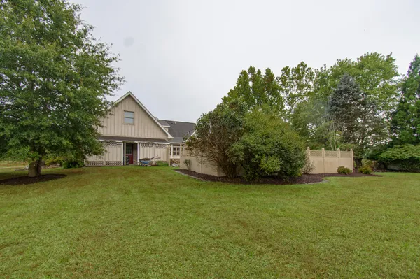 $1,275,000 | 7083 Foxfire Road, Catawba, VA 24070