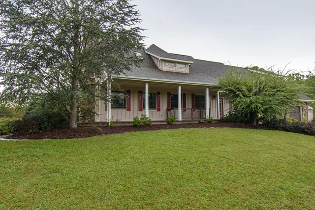 $1,275,000 | 7083 Foxfire Road, Catawba, VA 24070