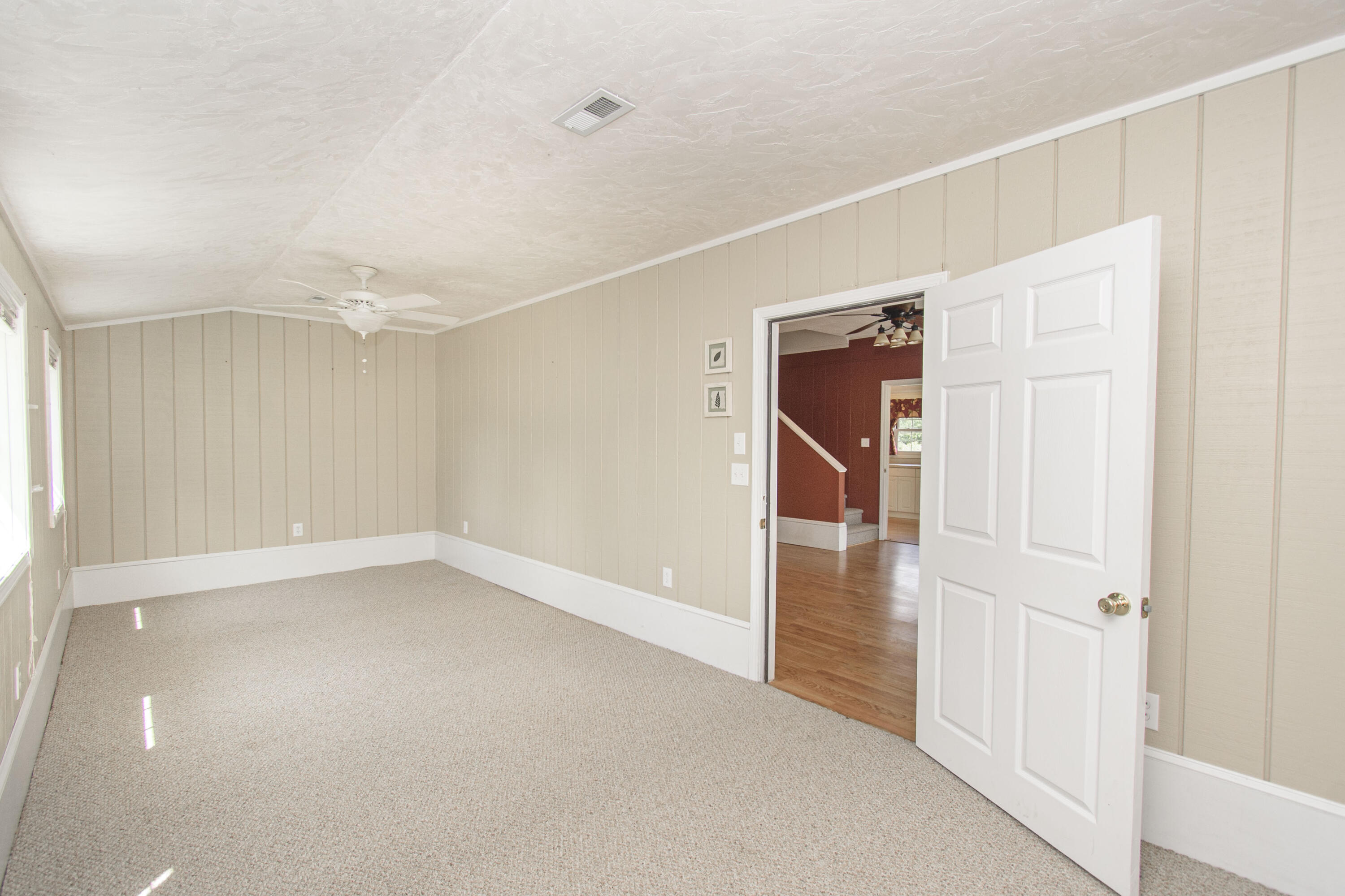 7083 Foxfire Road Catawba, VA 24070 - Photo 57 of 131 Cottage