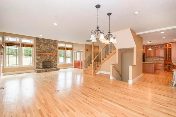 $1,275,000 | 7083 Foxfire Road, Catawba, VA 24070